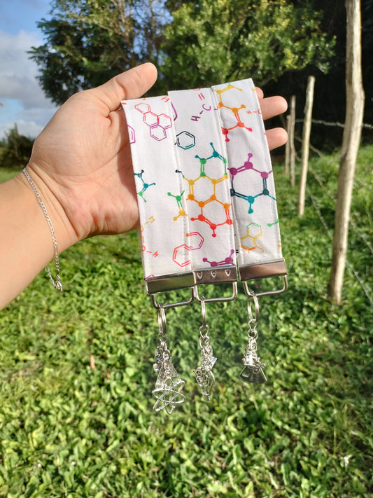 Chemistry keychain